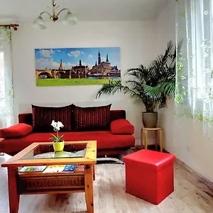 Apartment Großer Garten